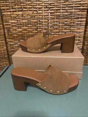 NWOT Christian Di Riccio Italy brown suede heels gold rivets sandals Shoes EU 39